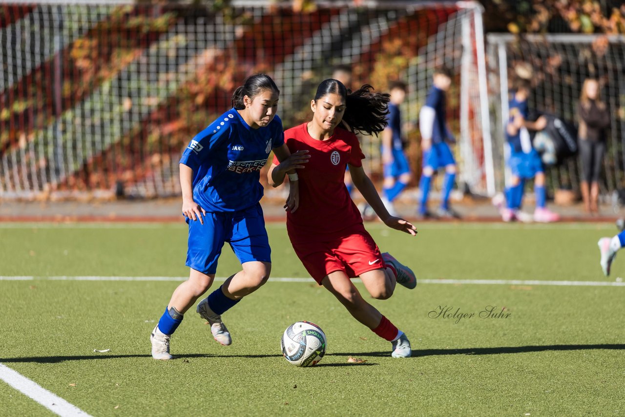 Bild 427 - wCJ Eimsbuettler TV - FC Rosengarten : Ergebnis: 2:0
